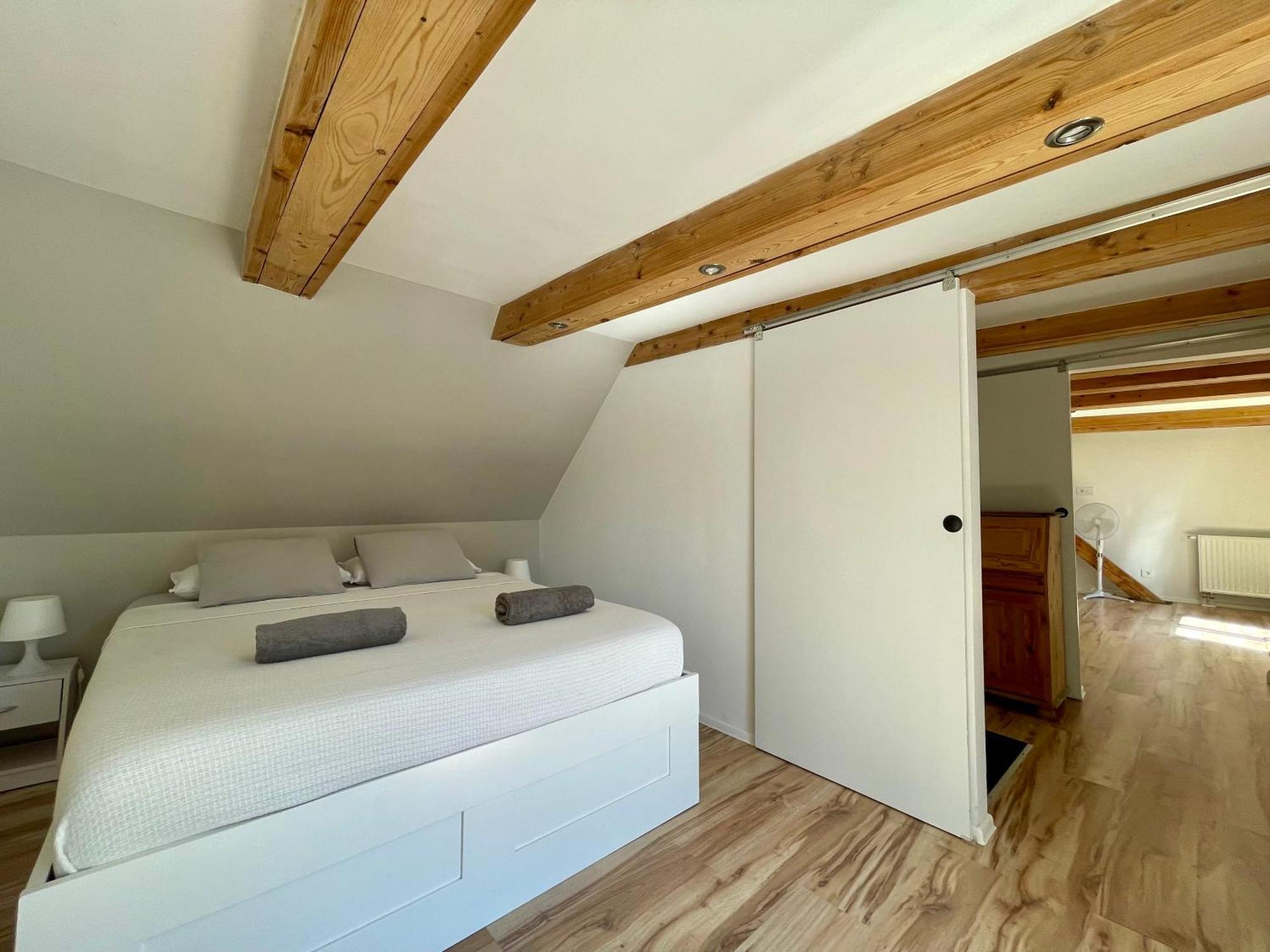Apartment 93 M2 Rynek Kino Na Dachu Self Check-in Wroclaw
